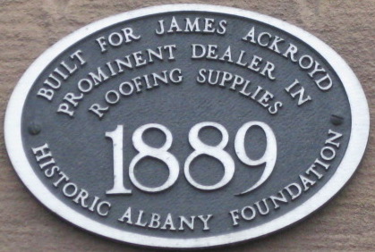 Historic Albany house
      plaque