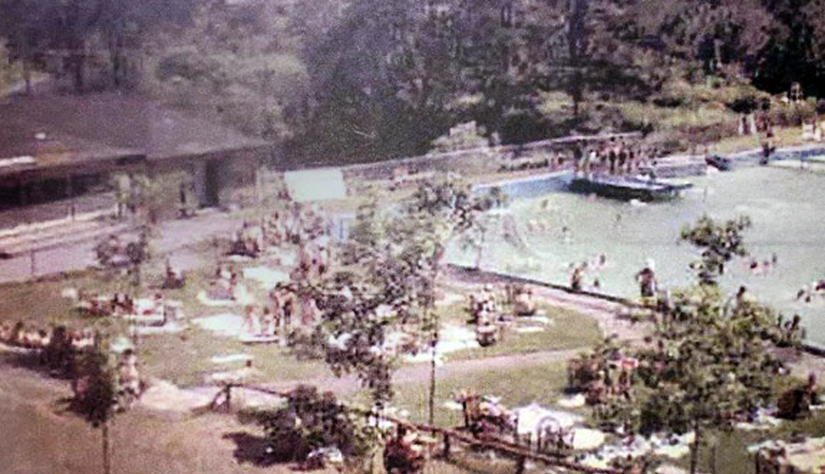 McKown
Grove pool 1960's