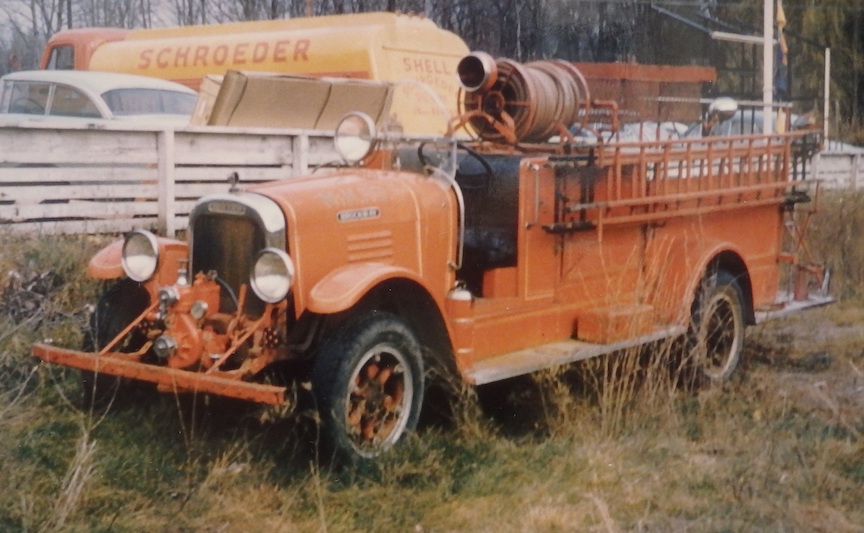 Brockway 1931 fire
truck of McKownville Fire Dept c.1955 picture